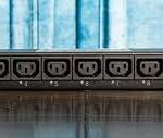 APC NetShelter Switched Rack PDU, 1U, 1PH, 3.7kW 230V 16A or 3.3kW 208V 16A, 8 C13 Outlets, C20 Cord PDU